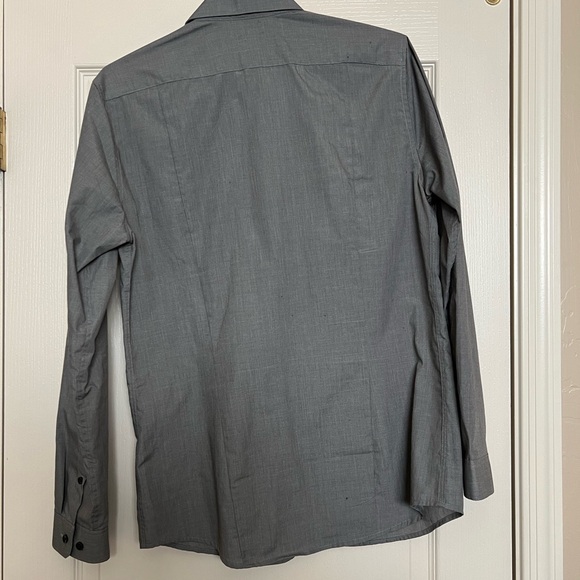 Men’s Grey Button Up - Picture 6 of 7